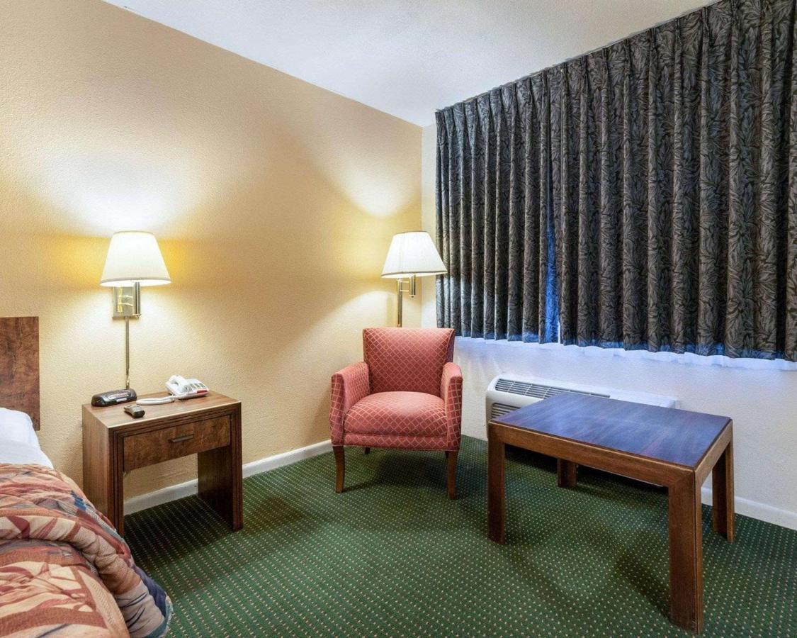 Rodeway Inn Jasper Exteriér fotografie